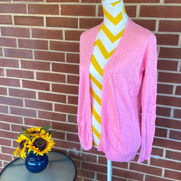 Gap Pink Cardigan - Picture 2 of 9